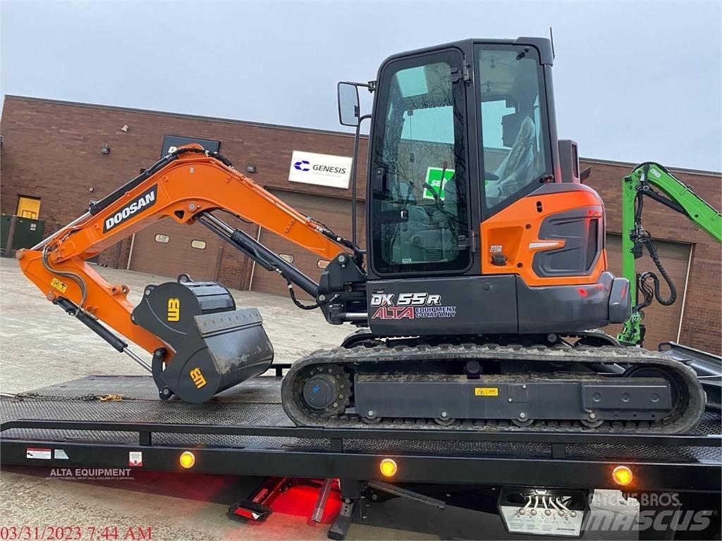 Develon DX55R-7 Mini Escavadoras <7t
