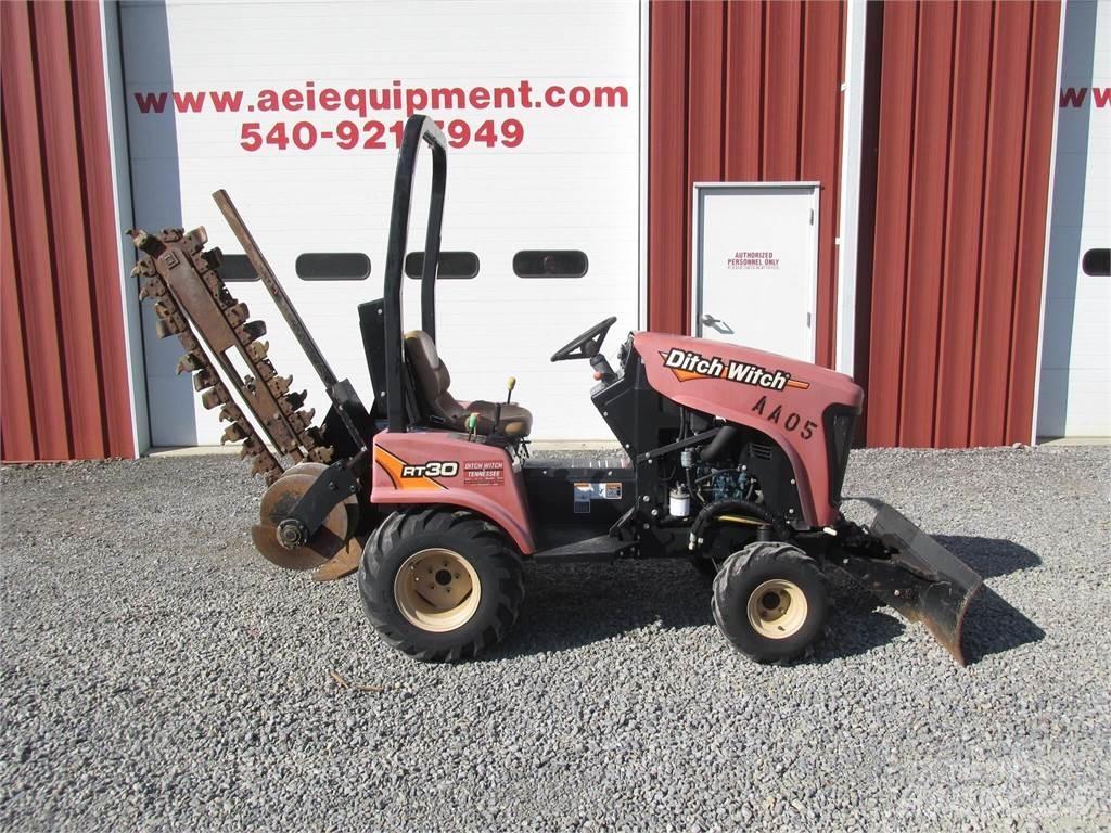 Ditch Witch RT30 Abre-valas