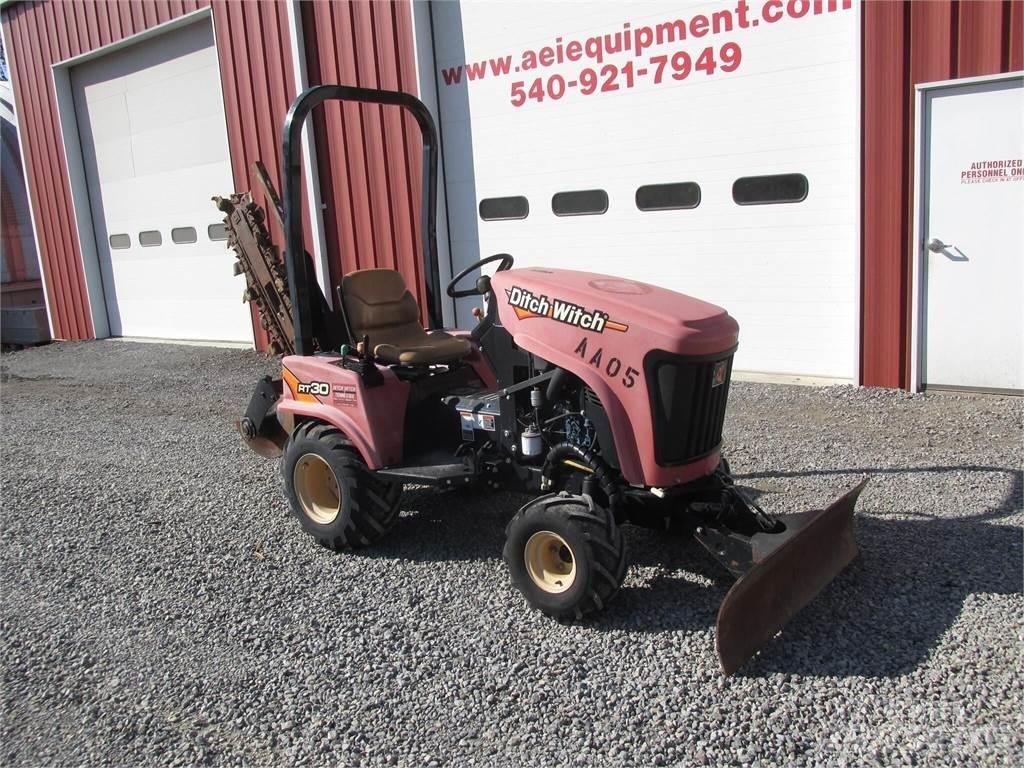 Ditch Witch RT30 Abre-valas