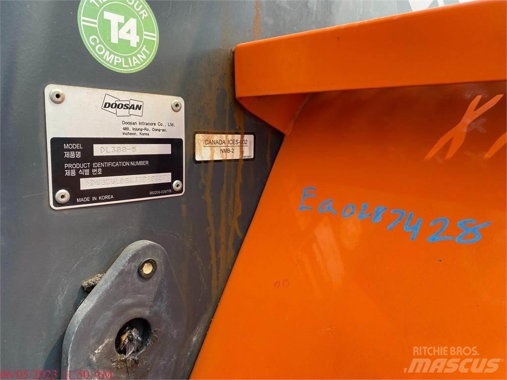 Doosan DL300-5 Pás carregadoras de rodas