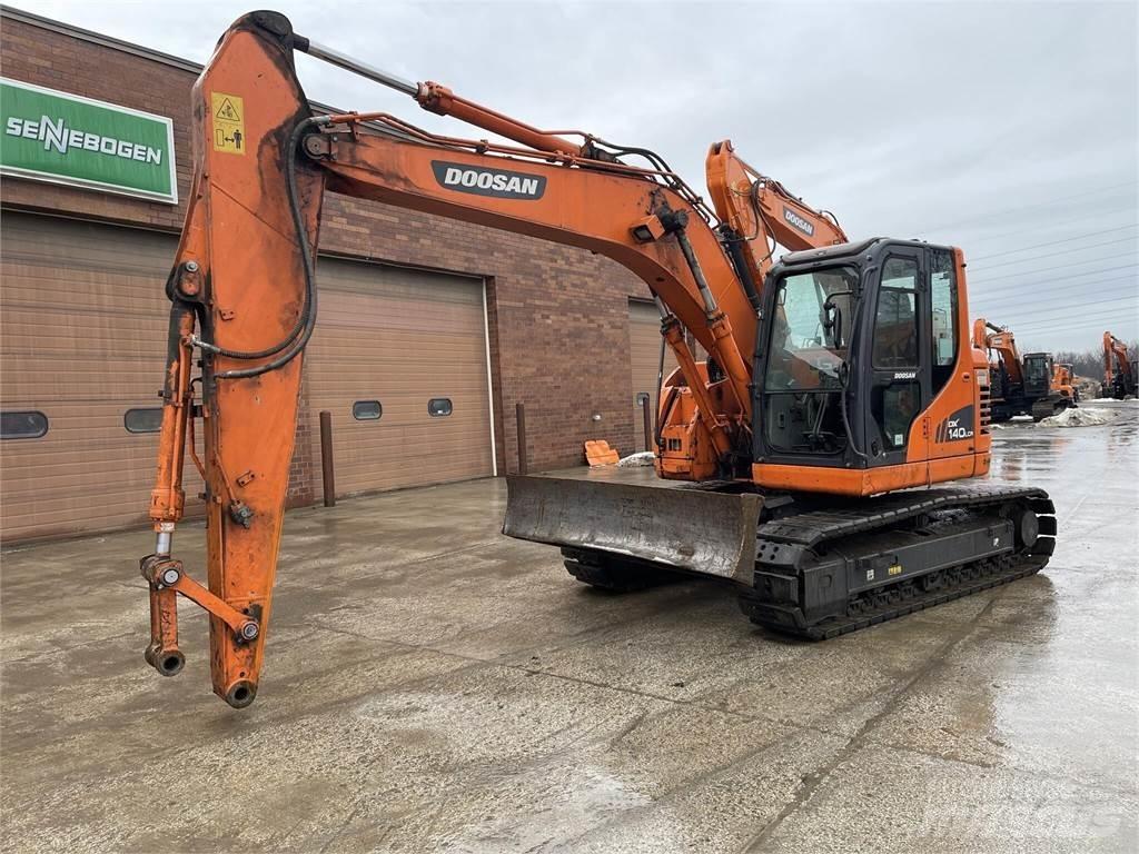 Doosan DX140 LCR-3 Escavadoras de rastos