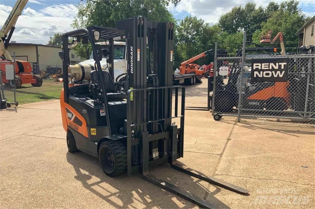 Doosan GC30S-9 Empilhadores - Outros