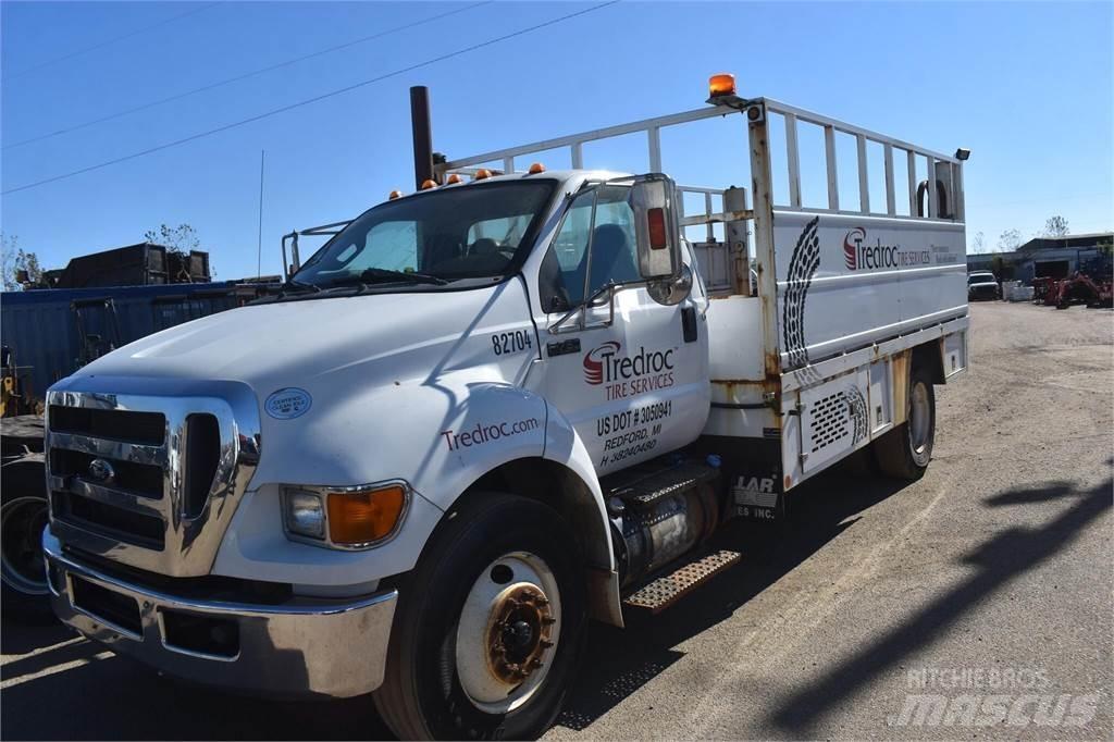 Ford F750 Camiões Municipais / Uso Geral