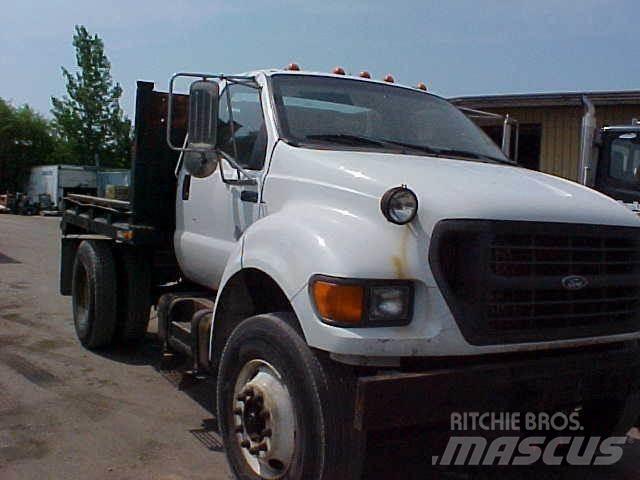 Ford F750 Camiões basculantes