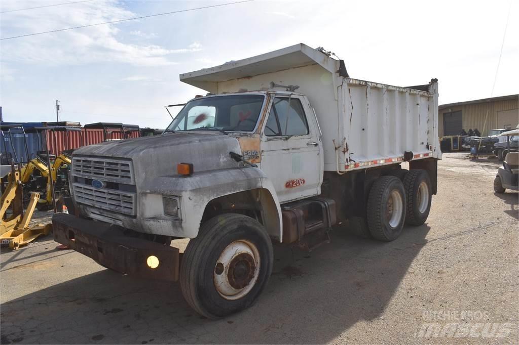 Ford F900 Camiões basculantes