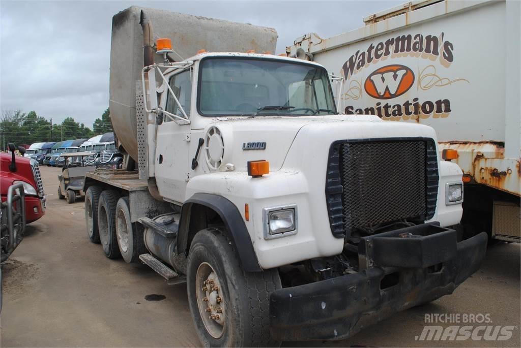 Ford L8000 Camiões de betão