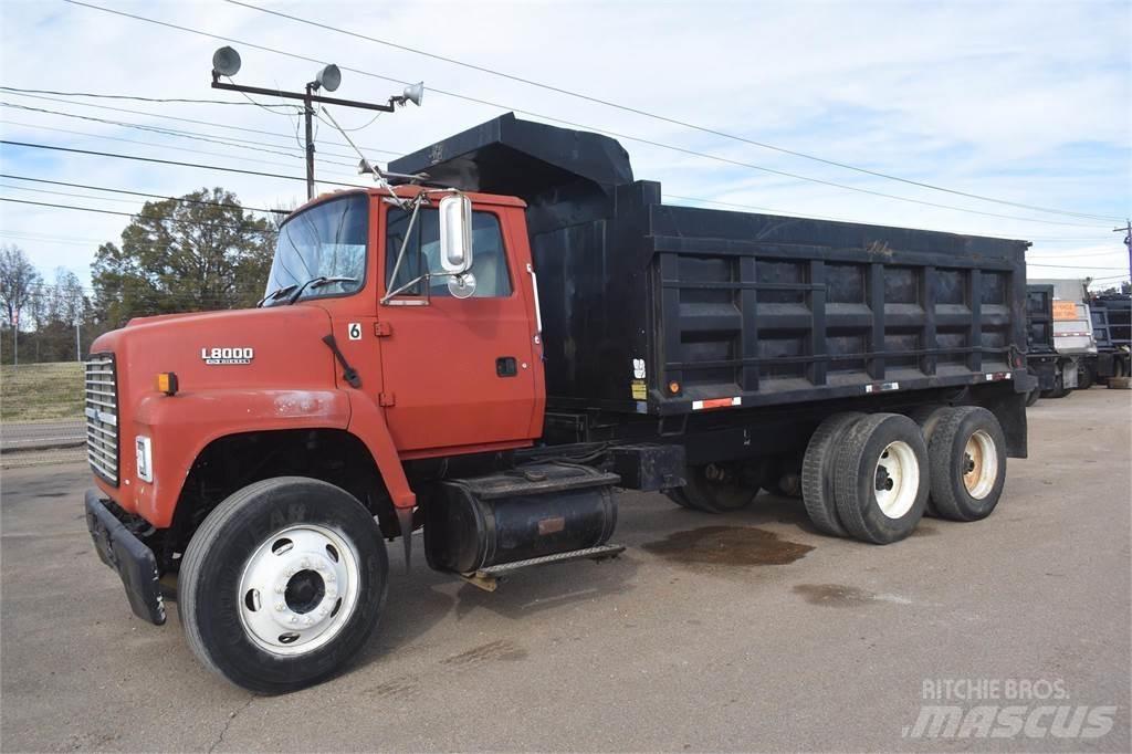 Ford L8000 Camiões basculantes