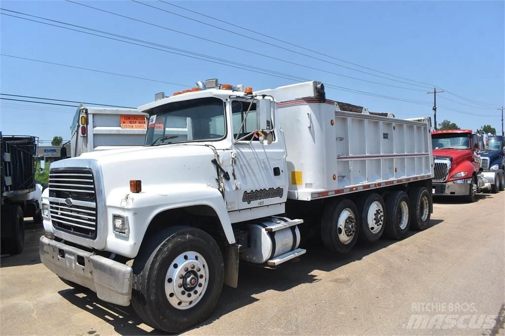 Ford LT9000 Camiões basculantes