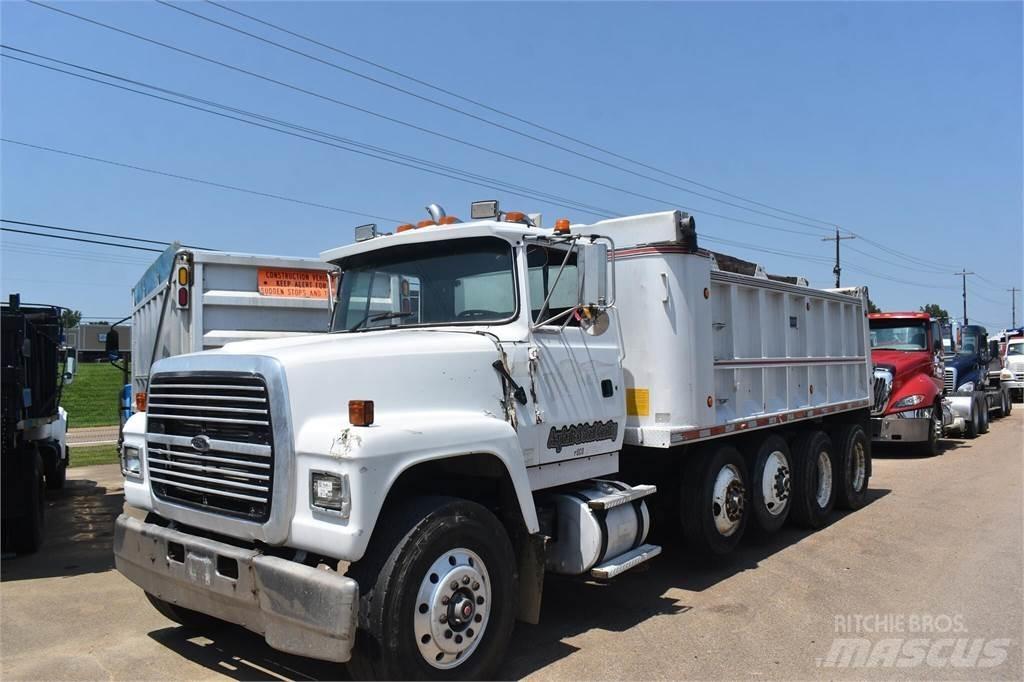 Ford LT9000 Camiões basculantes