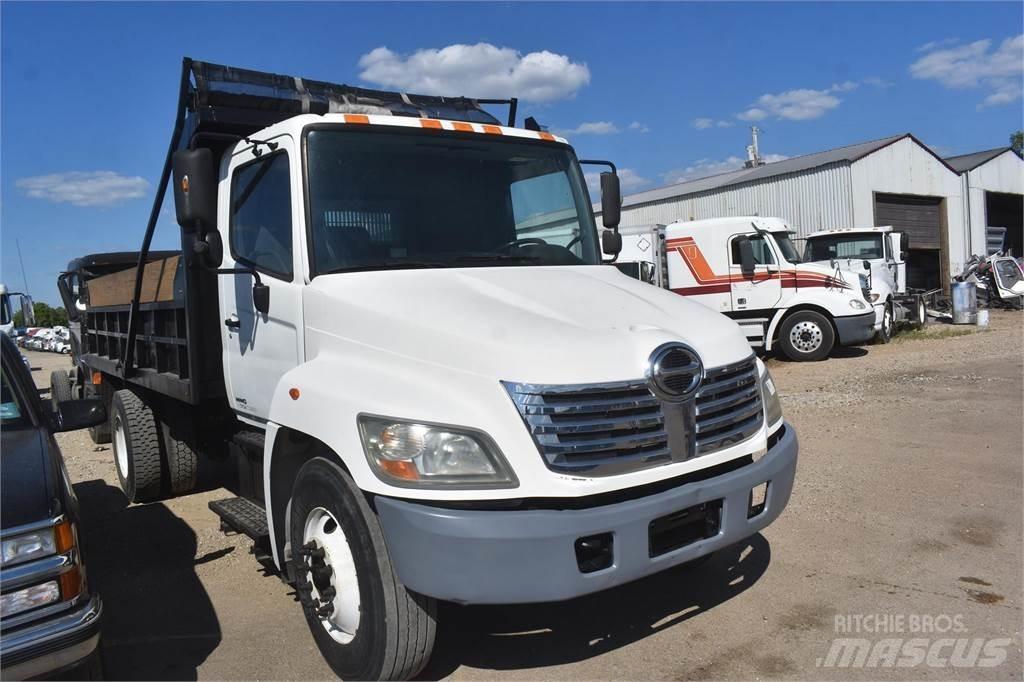 Hino 338 Camiões basculantes