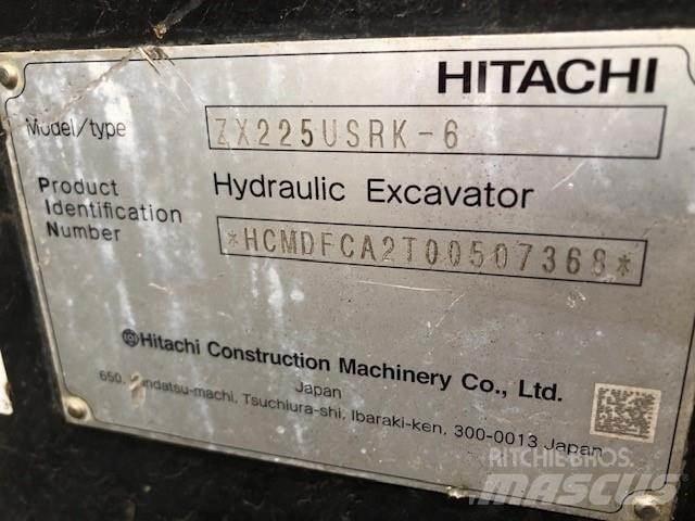 Hitachi ZX225USRK-6 Escavadoras de rastos