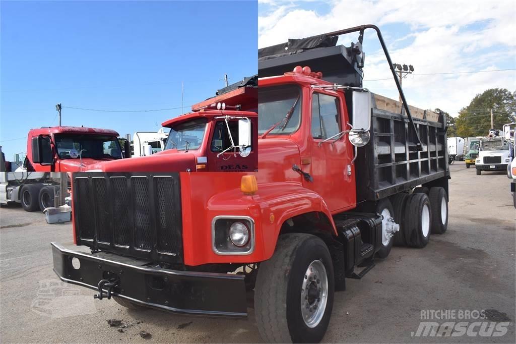 International S2600 Camiões basculantes