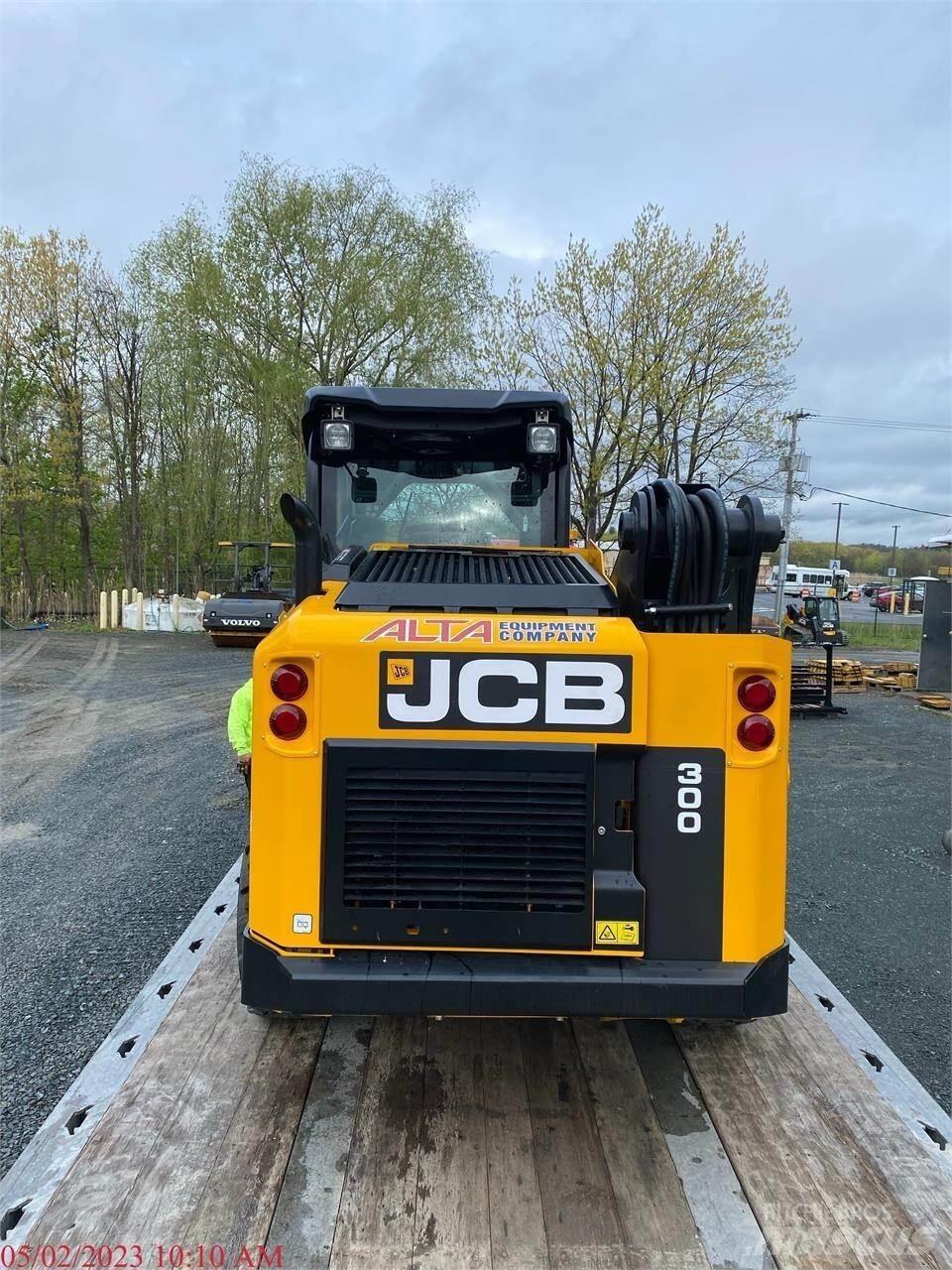 JCB 300 Carregadoras de direcção deslizante