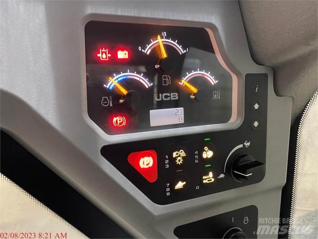 JCB 300T Carregadoras de direcção deslizante