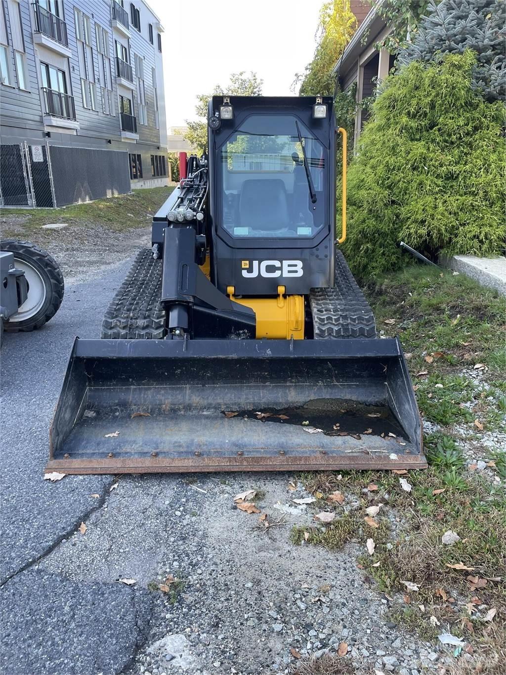 JCB 3TS-8T Carregadoras de direcção deslizante