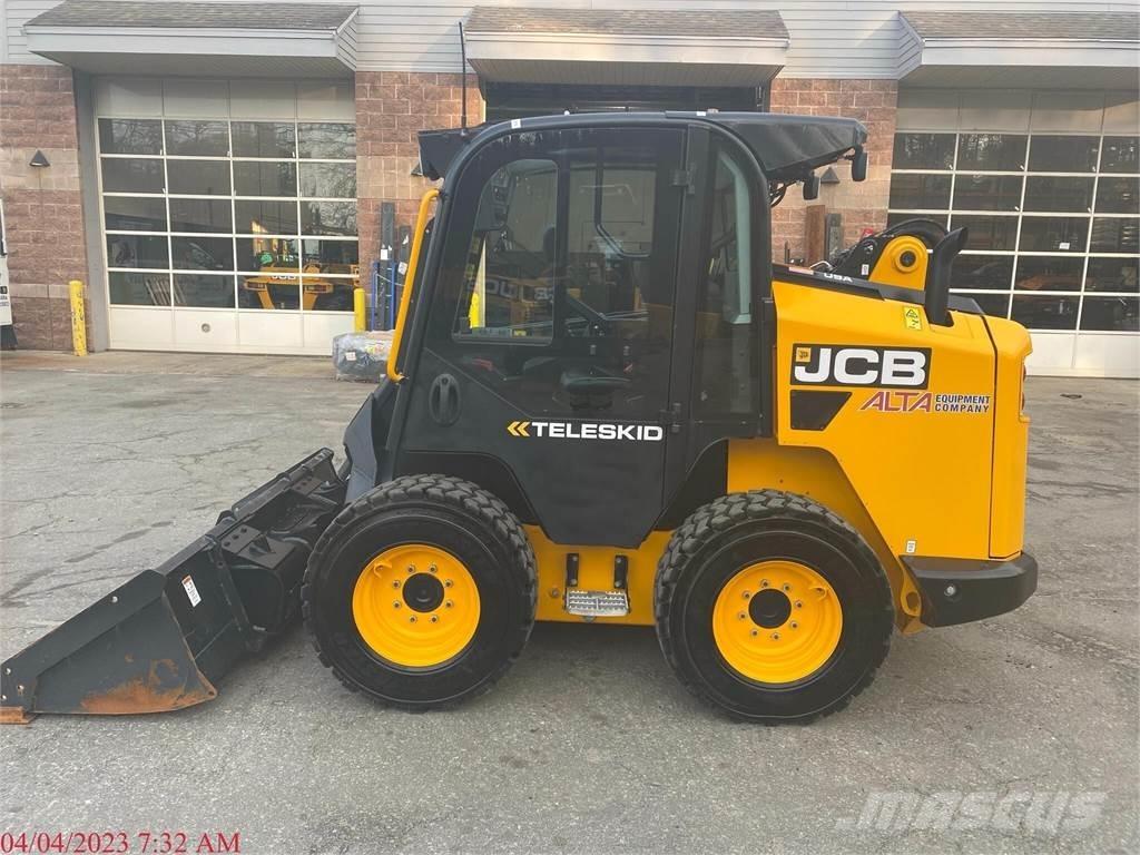 JCB 3TS-8W Carregadoras de direcção deslizante
