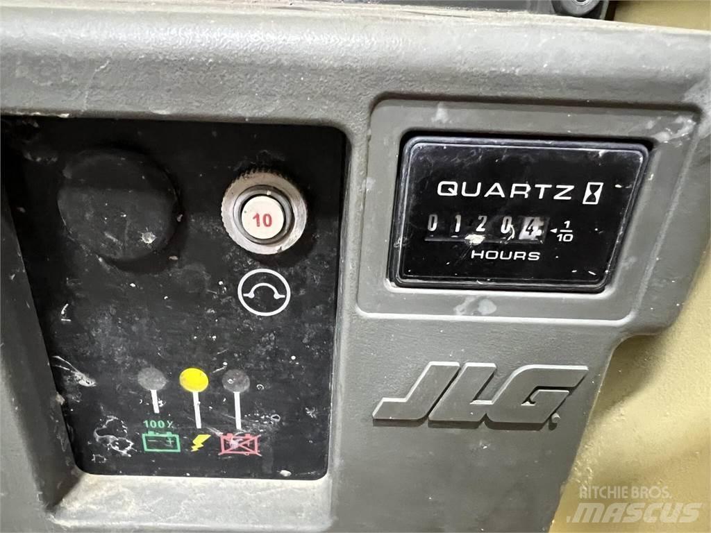 JLG 2632ES Elevadores de tesoura