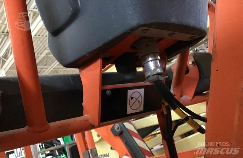 JLG TOUCAN 26E Plataformas de Mastro Vertical