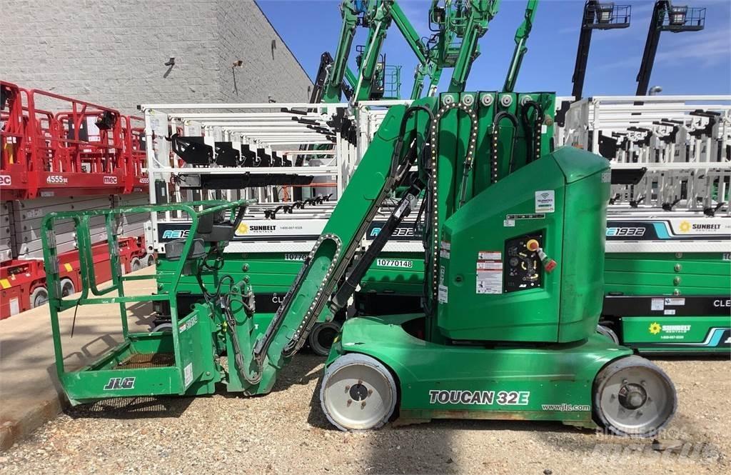 JLG TOUCAN 32E Plataformas de Mastro Vertical