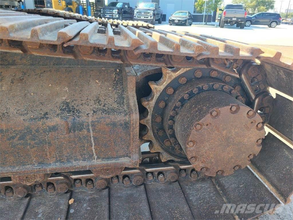 John Deere 210G LC Escavadoras de rastos
