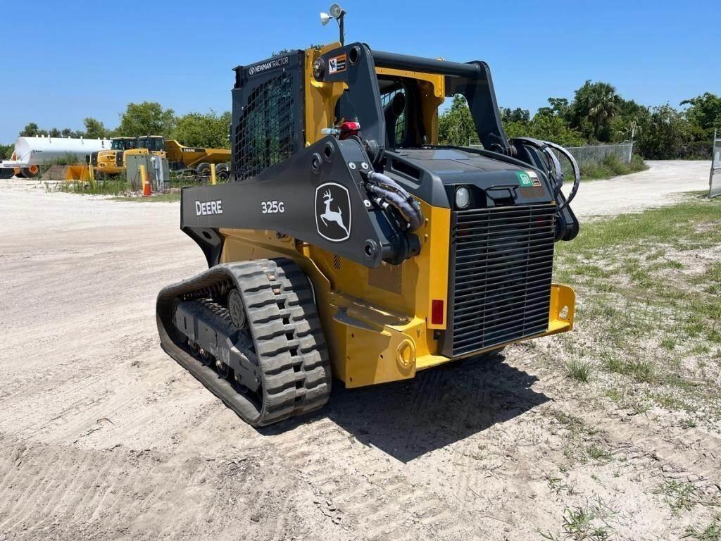 John Deere 325G Carregadoras de direcção deslizante