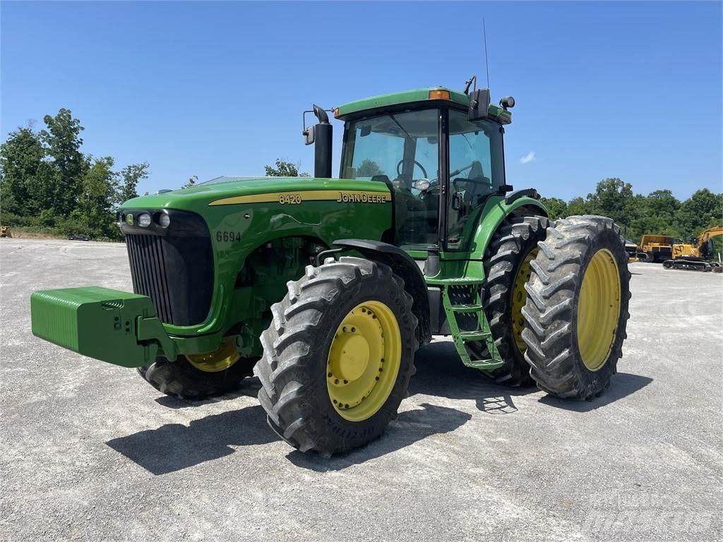 John Deere 8420 Tratores Agrícolas usados