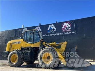 Komatsu WA270-8 Pás carregadoras de rodas