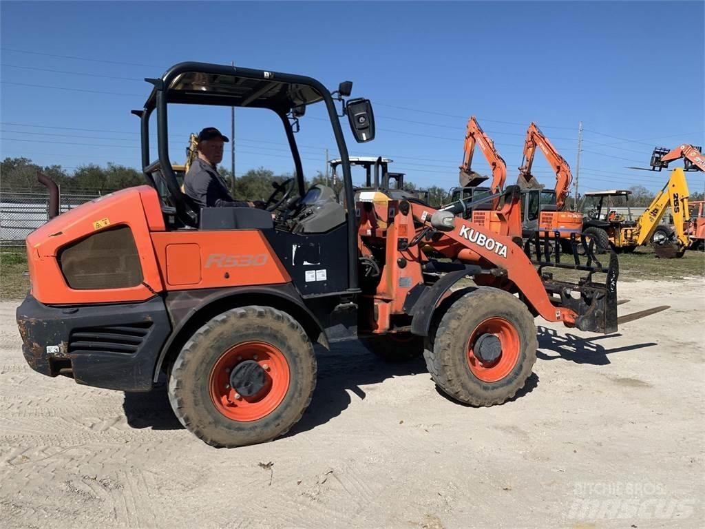 Kubota R530 Pás carregadoras de rodas
