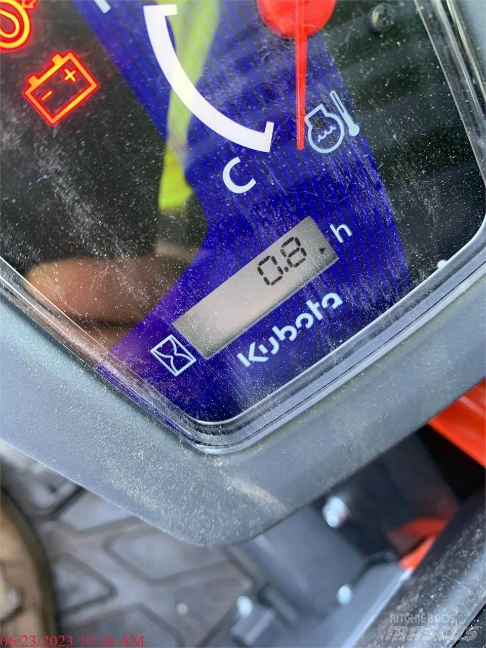 Kubota SSV75 Carregadoras de direcção deslizante
