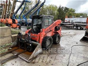 Kubota SSV75 Carregadoras de direcção deslizante