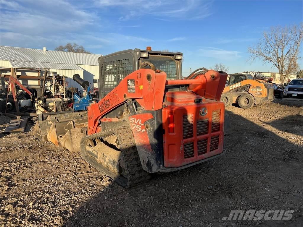 Kubota SVL75-2 Carregadoras de direcção deslizante