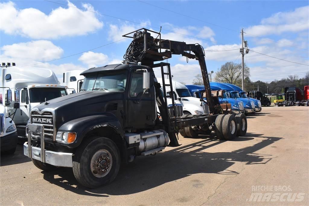 Mack GRANITE CV713 Camiões grua