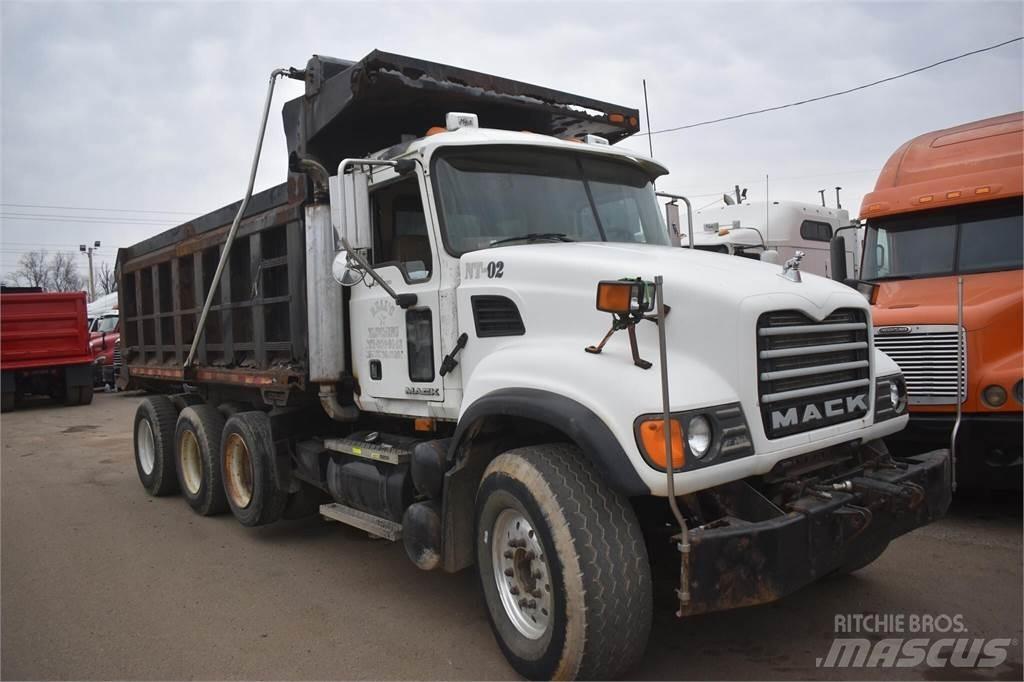 Mack GRANITE CV713 Camiões basculantes