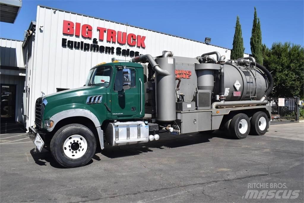 Mack GRANITE GU713 Camiões-cisterna