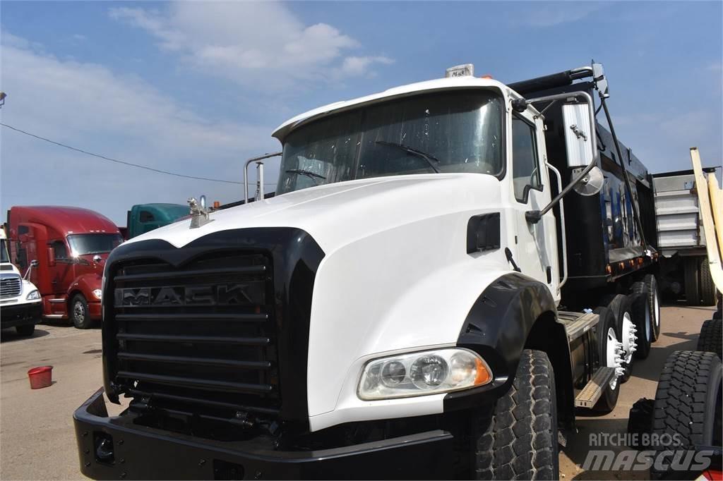 Mack GRANITE GU813 Camiões basculantes