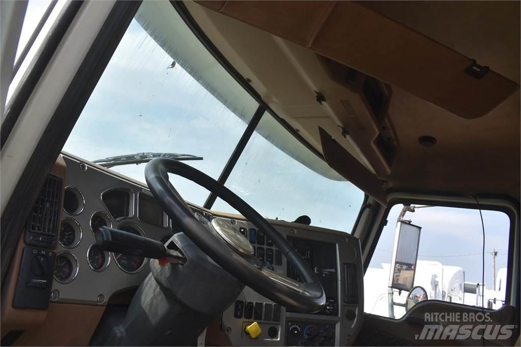 Mack GRANITE GU813 Camiões basculantes
