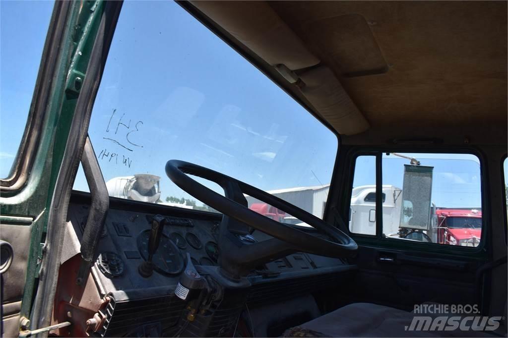 Mack MIDLINER CS200 Camiões basculantes