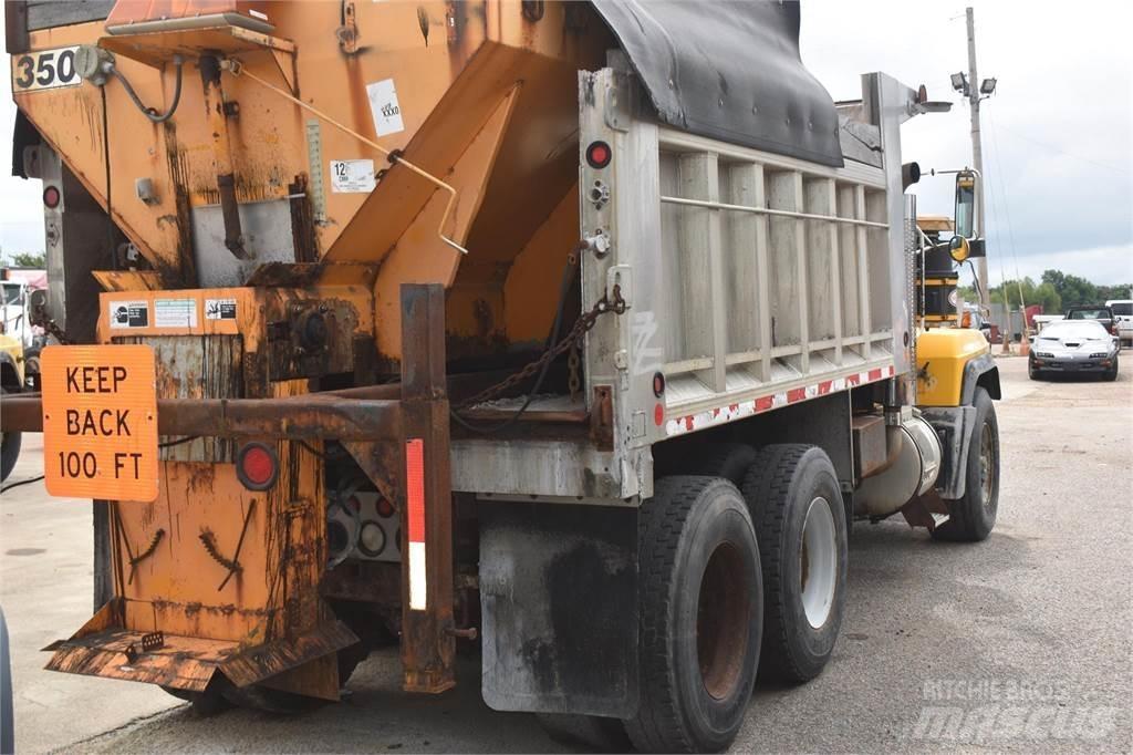 Mack RD688S Camiões basculantes