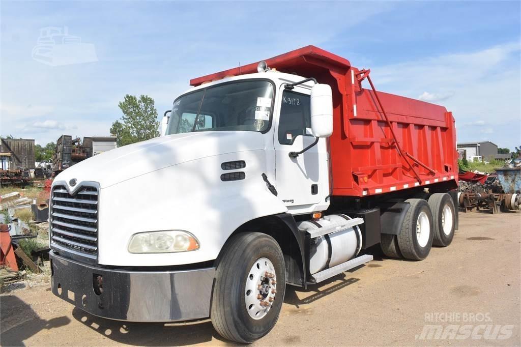 Mack VISION CXN613 Camiões basculantes