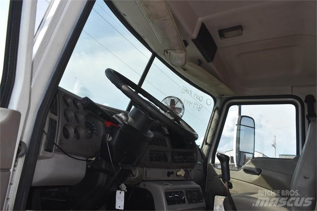 Mack VISION CXN613 Camiões basculantes