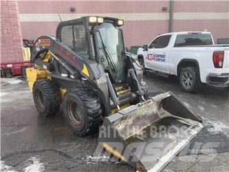 New Holland L228 Carregadoras de direcção deslizante