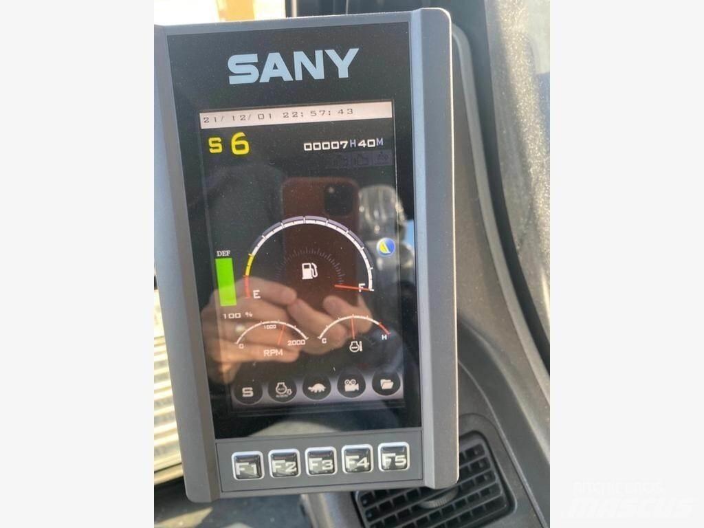 Sany SY215C LC Escavadoras de rastos