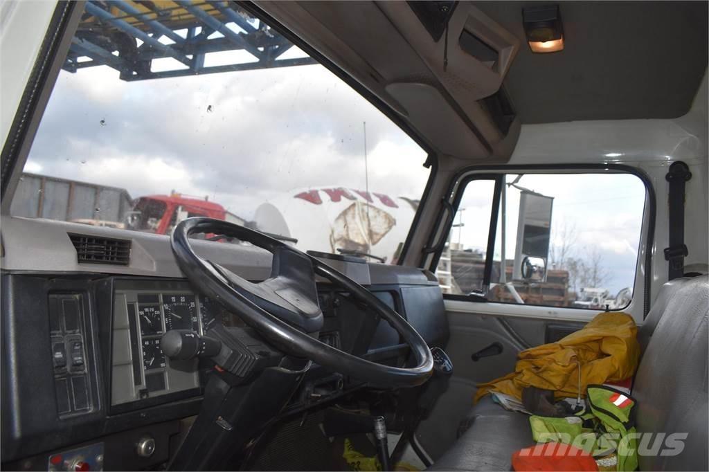  SPONCO M55 Camiões grua