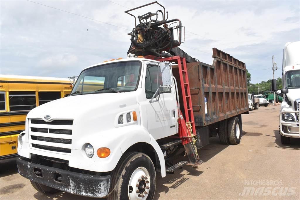 Sterling L7500 Camiões grua