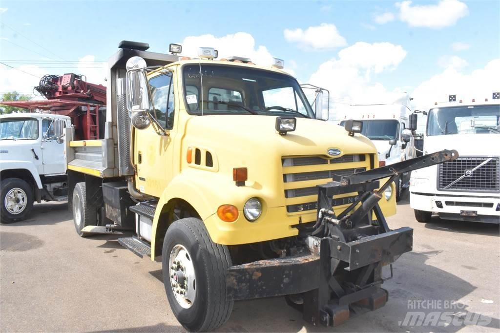 Sterling L7500 Camiões basculantes