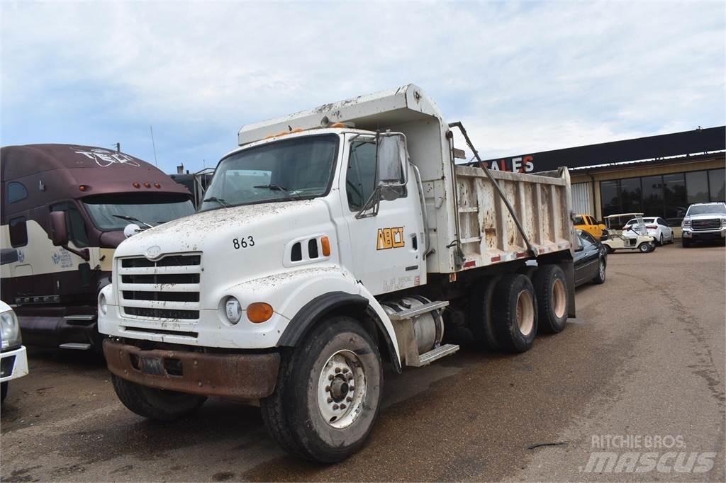 Sterling L7500 Camiões basculantes