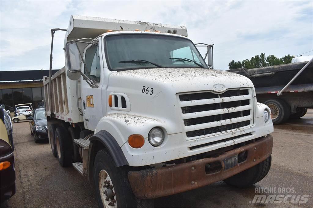 Sterling L7500 Camiões basculantes