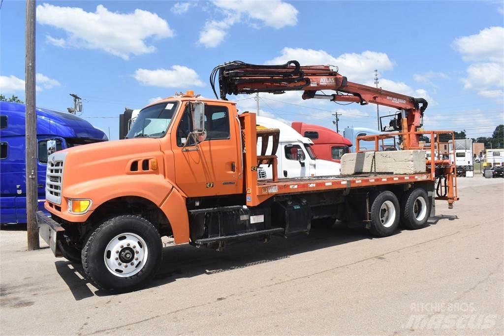Sterling L9500 Camiões grua