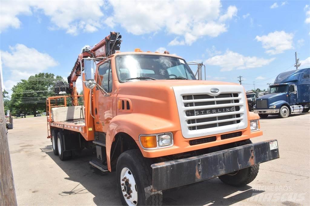 Sterling L9500 Camiões grua