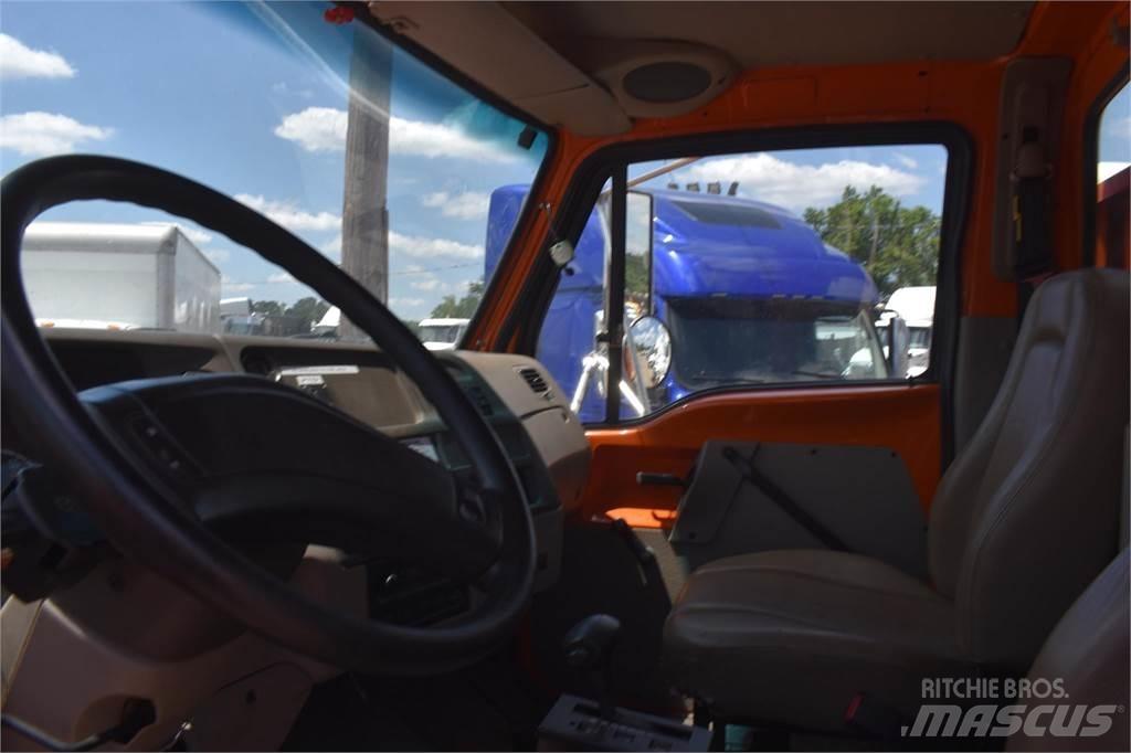 Sterling L9500 Camiões grua